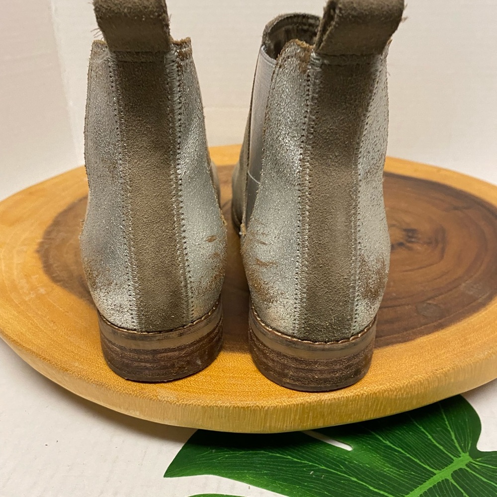 Toms Leather Rustic Distressed Silver Accent Slip On Booties - Picture 8 of 10
